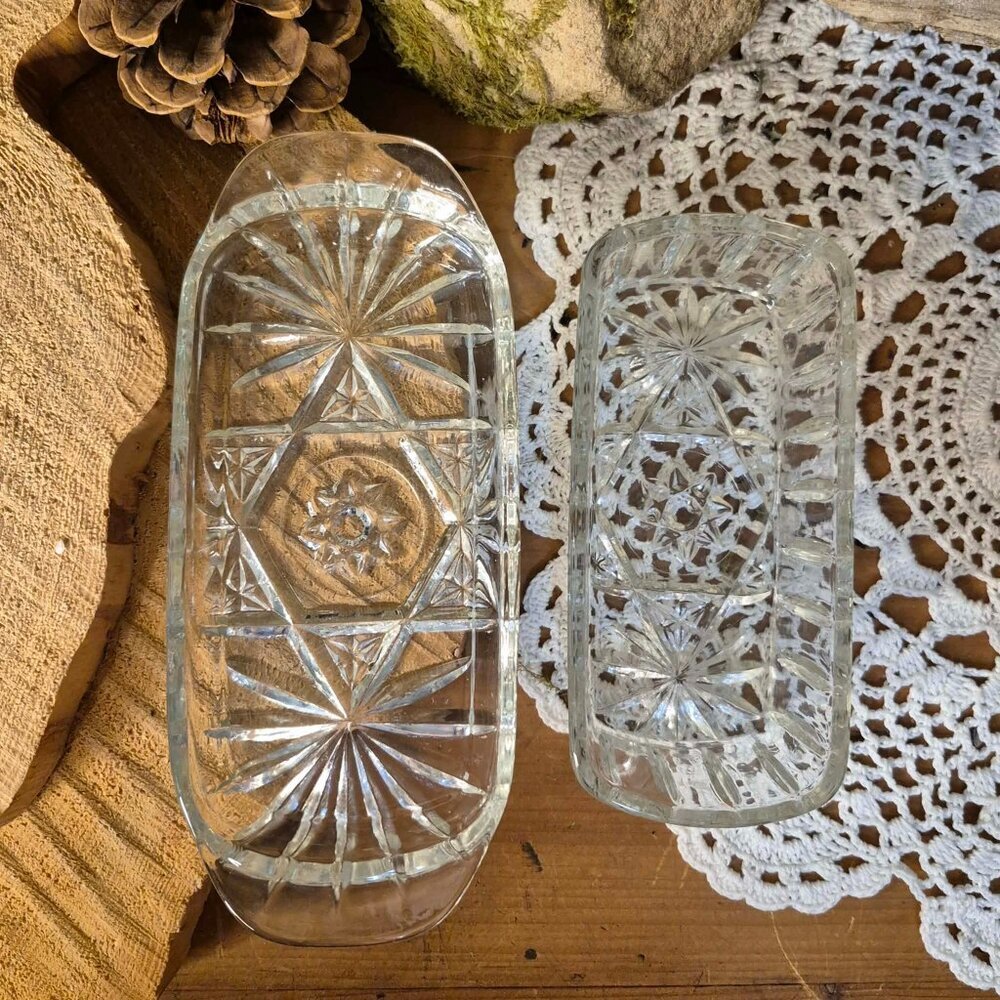 Vintage Pressed Clear Glass Butter Dish - Picture 3 of 4